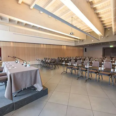 Db Verona Airport Congress & Hotel 4*